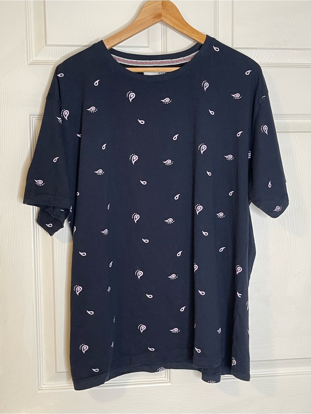 Silver Stone Collection Navy Tee with Pink Designs